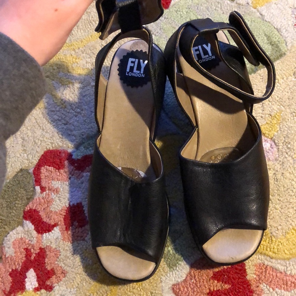 Fly London Black Leather Sandals
